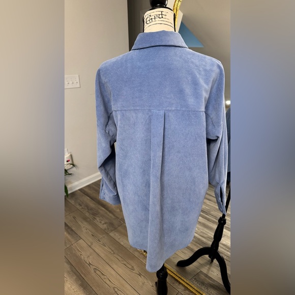 Zara Light Blue Textured Top - Picture 13 of 13